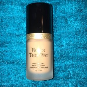 TOO FACED BORN THIS WAY FOUNDATION (GOLDEN)